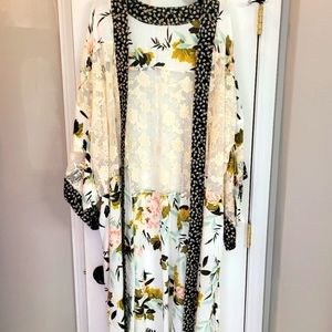 Floral kimono